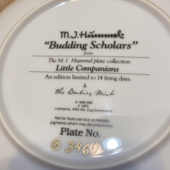 Hummel Danbury Mint Little Companions Plate “Budding Scholars” Collection - Picture 6 of 7